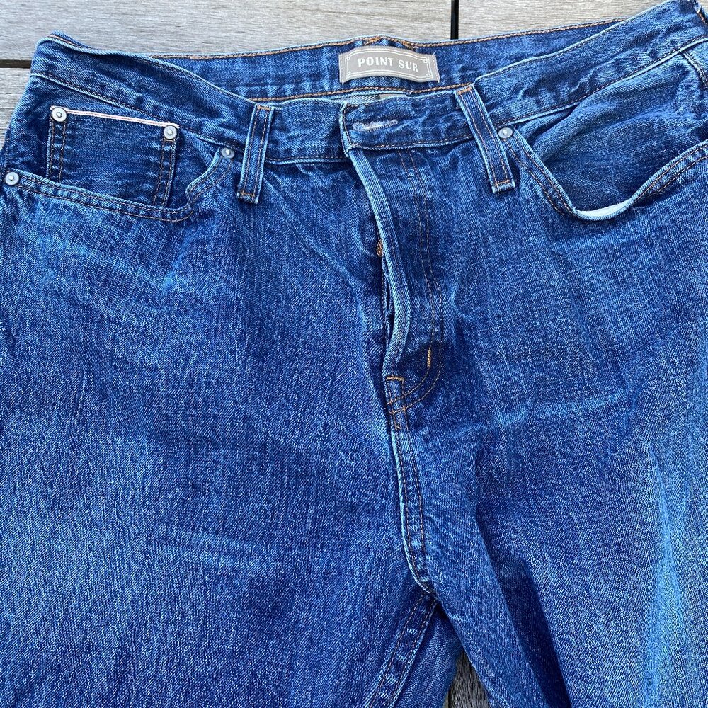 Loose Fit Point Sur Jeans sz 31 (sz 12)
